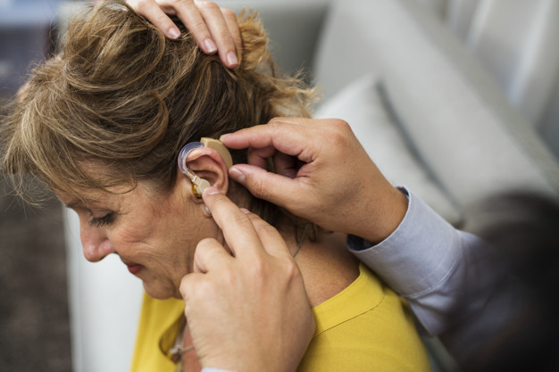 A utilidade dos Moldes Auriculares